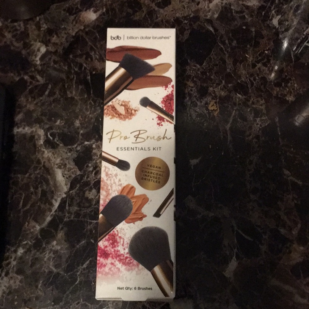Pro brush essential kit BDB charcoal infused